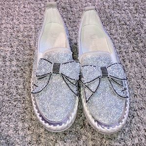 Sparkly women’s shoes size 7